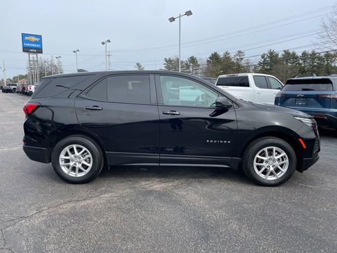 Used 2024 Chevrolet Equinox LS image 9