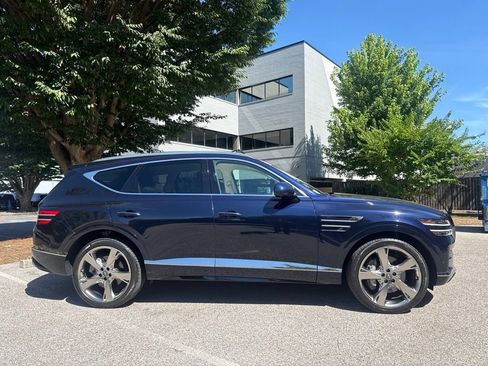 Certified 2024 Genesis GV80 2.5T w/ Prestige Package AWD/4WD image 11