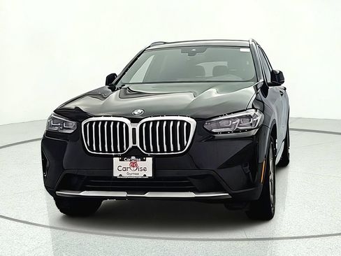 Used 2024 BMW X3 xDrive30i AWD/4WD image 2