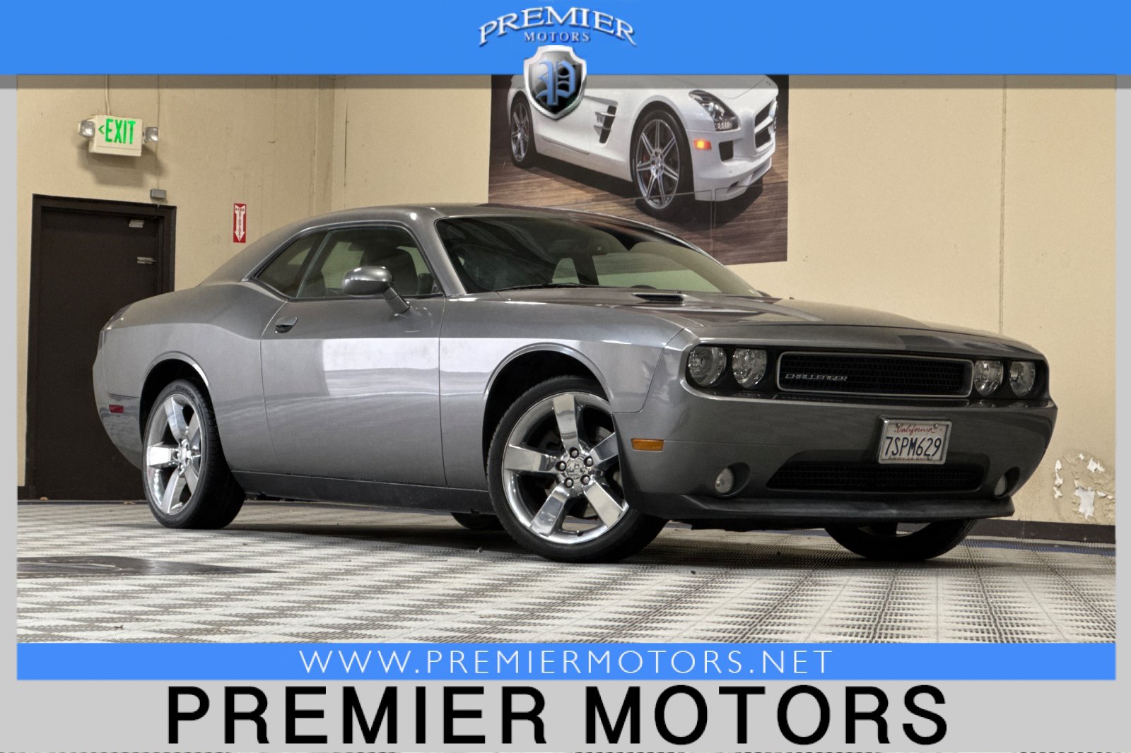 Used 2011 Dodge Challenger RWD image 1