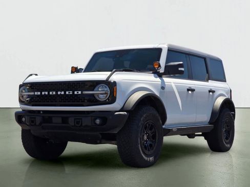 Used 2023 Ford Bronco Wildtrak AWD/4WD image 2