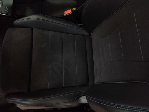 Used 2025 BMW X1 xDrive28i w/ Technology Package image 19