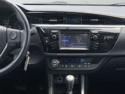 Used 2016 Toyota Corolla S FWD image 27