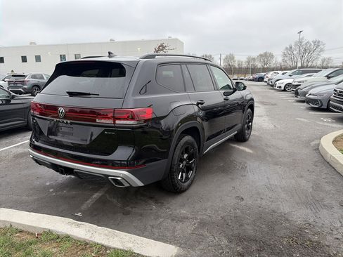 New 2026 Volkswagen Atlas Peak Edition AWD/4WD image 4