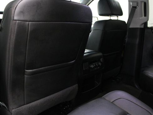 Used 2018 Chevrolet Tahoe Premier AWD/4WD image 17