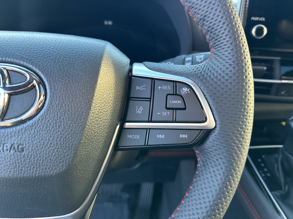 Certified 2026 Toyota Sienna XSE AWD/4WD image 21