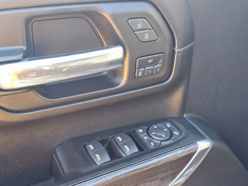 Used 2020 Chevrolet Silverado 2500 LTZ w/ LTZ Premium Package image 33