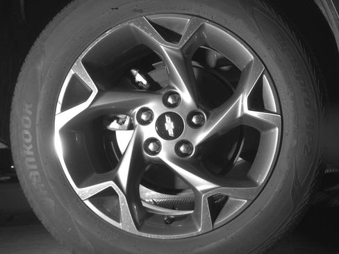 Used 2025 Chevrolet Trax LT FWD image 15