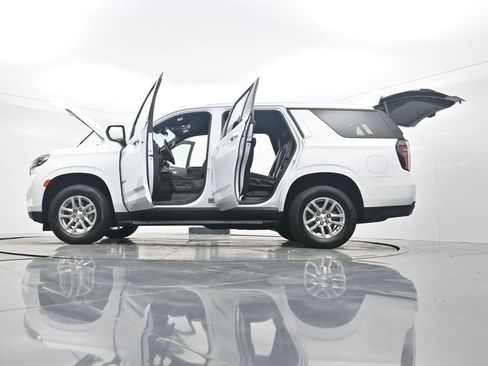 Used 2024 Chevrolet Tahoe LT image 44