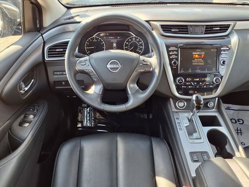 Used 2024 Nissan Murano SV w/ SV Midnight Edition Package image 3