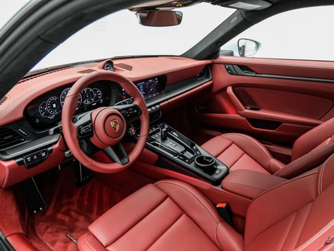 Used 2026 Porsche 911 Carrera GTS RWD image 2
