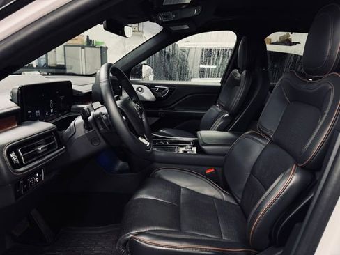 Used 2025 Lincoln Aviator Black Label image 20