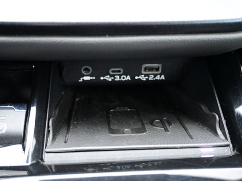 Used 2023 Subaru Outback Wilderness image 27