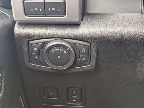 Certified 2021 Ford F350 Platinum image 31