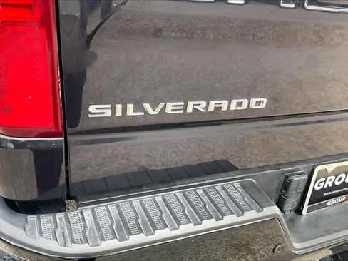 Used 2024 Chevrolet Silverado 1500 LT Trail Boss w/ LT Trail Boss Premium Package image 31