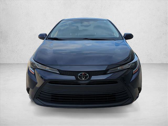 Used 2023 Toyota Corolla LE FWD image 2