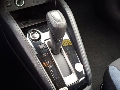 Certified 2023 Nissan Versa SV image 14