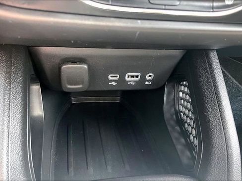 Used 2023 Chevrolet TrailBlazer ACTIV w/ Sun and Liftgate Package AWD/4WD image 24
