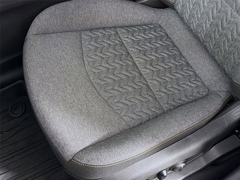 Used 2023 Chevrolet Equinox LT w/ LPO, Floor Liner Package AWD/4WD image 21