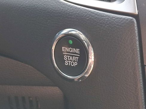 Used 2019 Ford Edge SEL w/ Equipment Group 201A AWD/4WD image 24