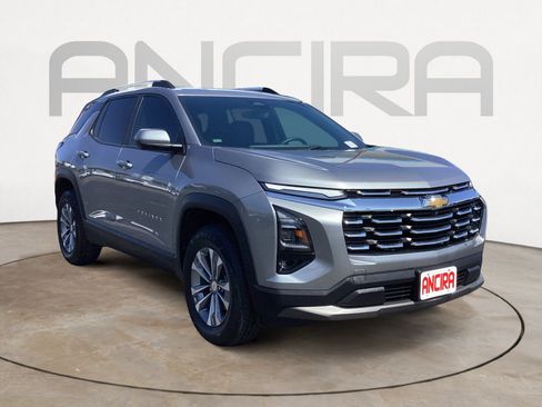 Used 2025 Chevrolet Equinox LT w/ Convenience Package II FWD image 5