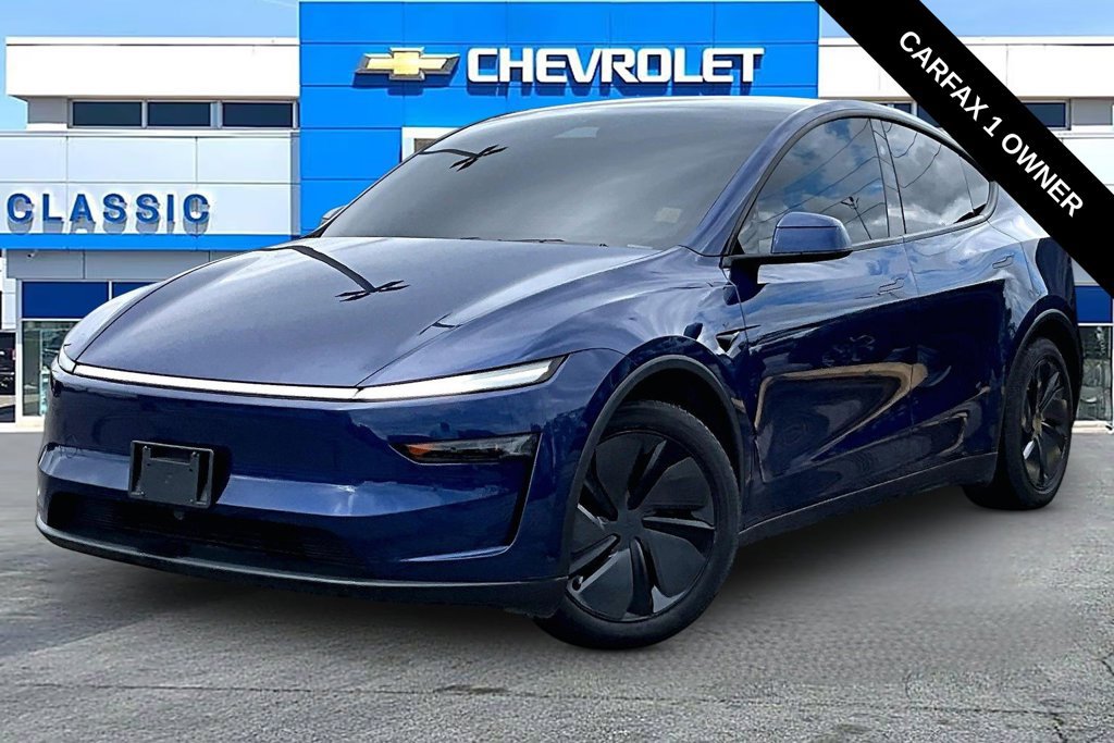 Used 2026 Tesla Model Y 2WD image 2