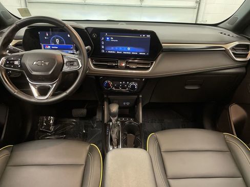 Used 2024 Chevrolet TrailBlazer ACTIV w/ Driver Confidence Package FWD image 13