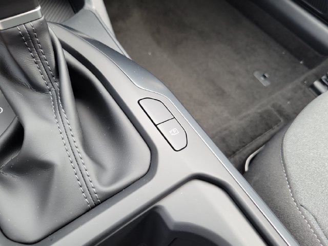 New 2026 Kia K4 FWD image 24