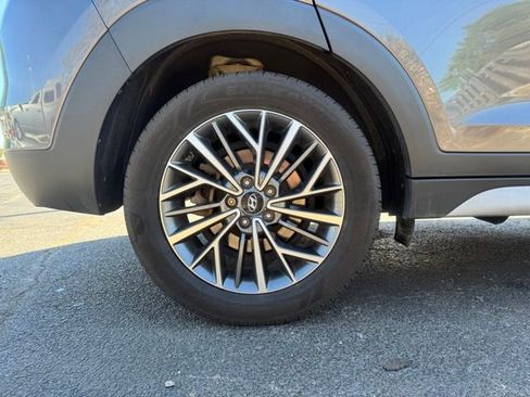 Used 2021 Hyundai Tucson SEL w/ Cargo Package AWD/4WD image 17