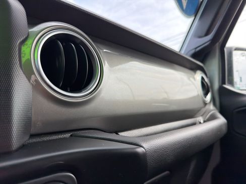 Used 2021 Jeep Gladiator Overland w/ Trailer Tow Package image 57