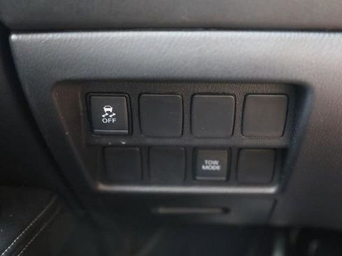 Used 2019 Nissan Pathfinder S FWD image 21