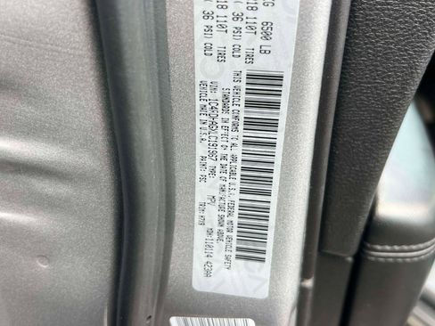 Used 2020 Dodge Durango SXT w/ 3rd Row Seating Group RWD image 19