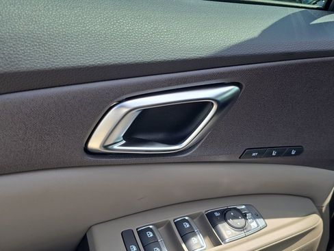 New 2026 Kia Carnival EX FWD image 20