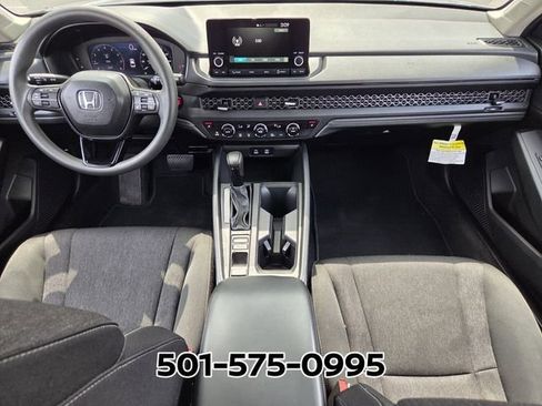 Used 2025 Honda Accord SE image 15