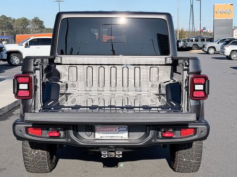 New 2026 Jeep Gladiator Rubicon image 9