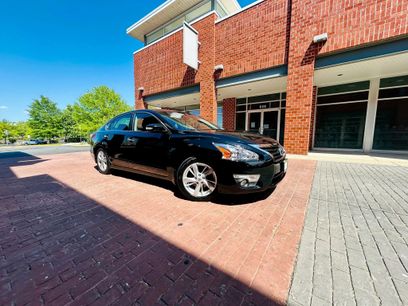 Used 2013 Nissan Altima 2.5 SV w/ 2.5SV Convenience Pkg