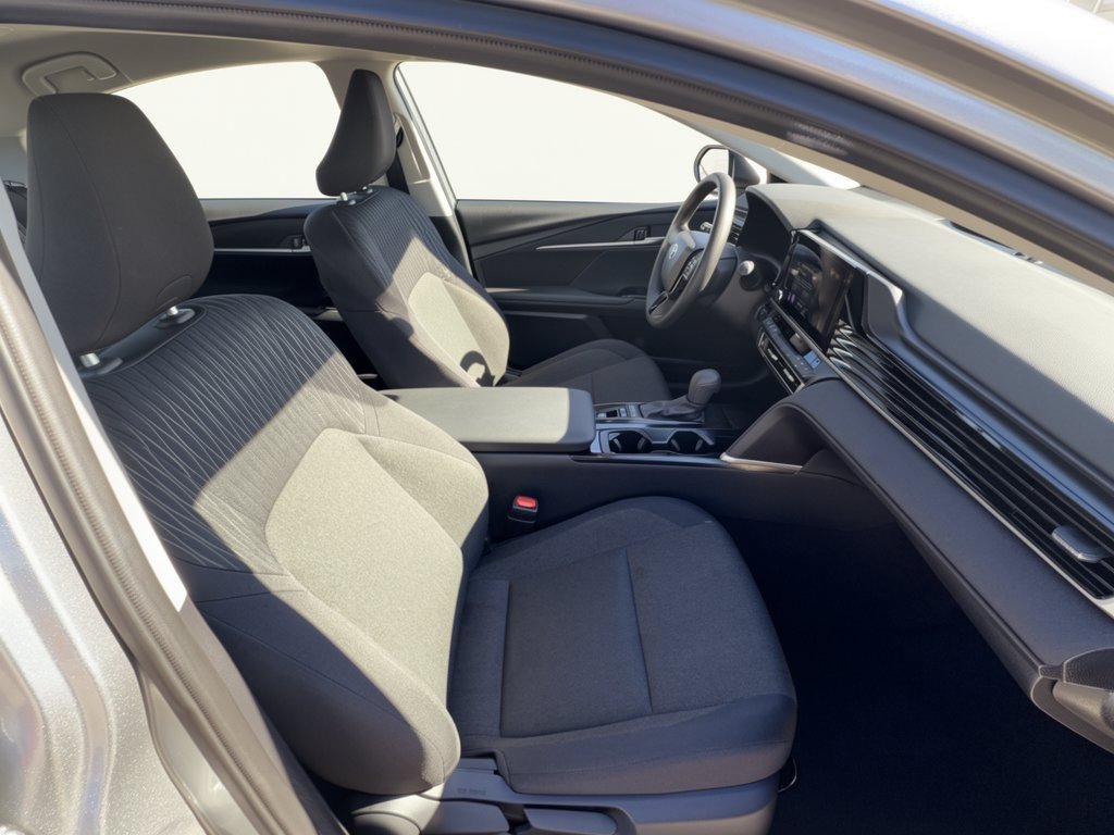 Used 2025 Toyota Camry LE FWD image 30