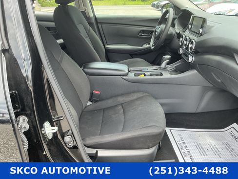 Used 2025 Nissan Sentra S FWD image 13