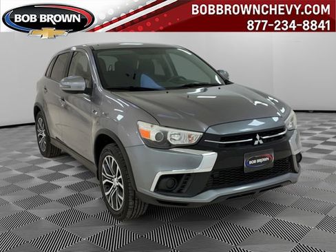 Used 2019 Mitsubishi Outlander Sport SE image 1