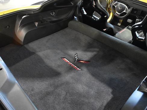 Used 2017 Chevrolet Corvette Grand Sport w/ Z07 Performance Package RWD image 29