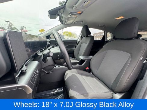 Used 2024 Hyundai Kona SEL AWD/4WD image 21