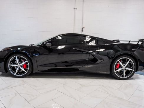 Used 2021 Chevrolet Corvette Stingray Coupe w/ 1LT image 30