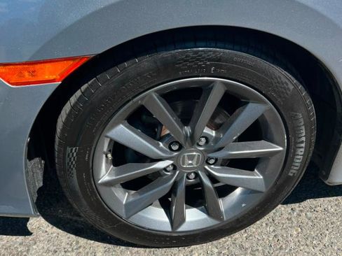 Used 2019 Honda Civic EX image 13