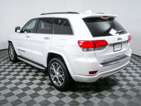 Used 2020 Jeep Grand Cherokee Overland RWD image 29
