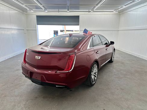 Used 2019 Cadillac XTS Luxury image 5