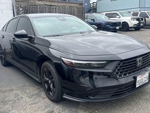 Used 2025 Honda Accord SE image 2