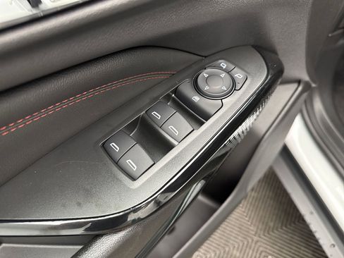 New 2025 Chevrolet Trax RS image 33