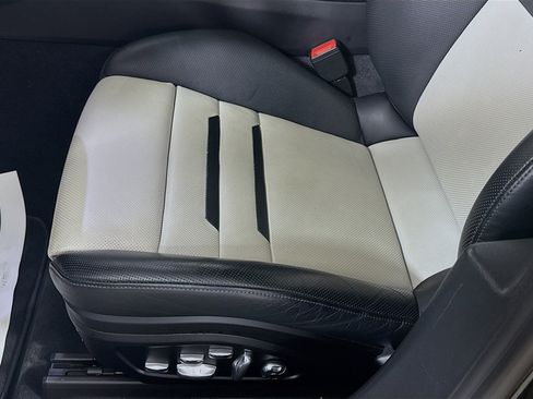 Certified 2019 Porsche Panamera GTS image 13