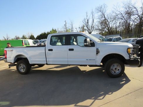 Used 2017 Ford F250 XL w/ Power Equipment Group AWD/4WD image 30