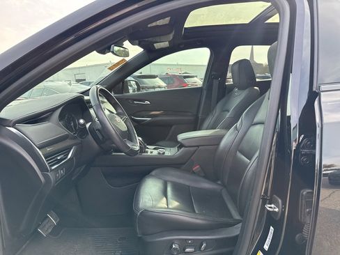 Used 2019 Cadillac XT4 Sport image 10